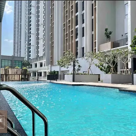 Cosy Sky Tree 5 Min Walk To Aeon Bukit Indah Jb Legoland Exclusive Room Suite By Homespace Johor Bahru Exterior photo