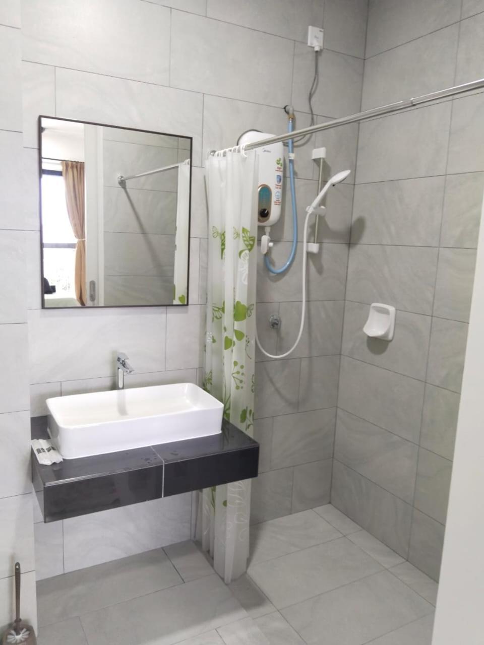 Cosy Sky Tree 5 Min Walk To Aeon Bukit Indah Jb Legoland Exclusive By Homespace * Johor Bahru