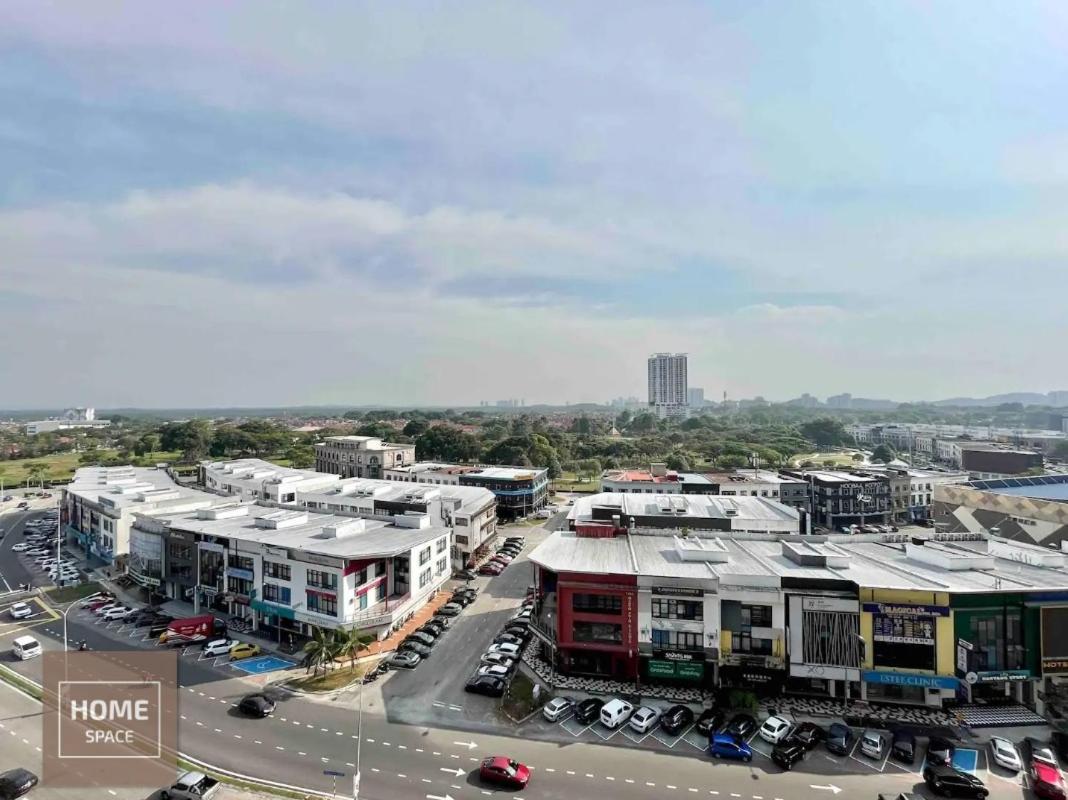 Cosy Sky Tree 5 Min Walk To Aeon Bukit Indah Jb Legoland Exclusive By Homespace Johor Bahru